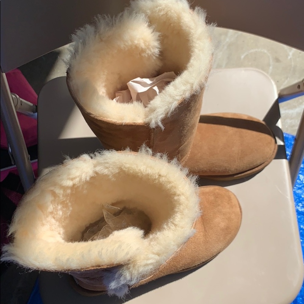 Ugg Womans Bailey Button Boots